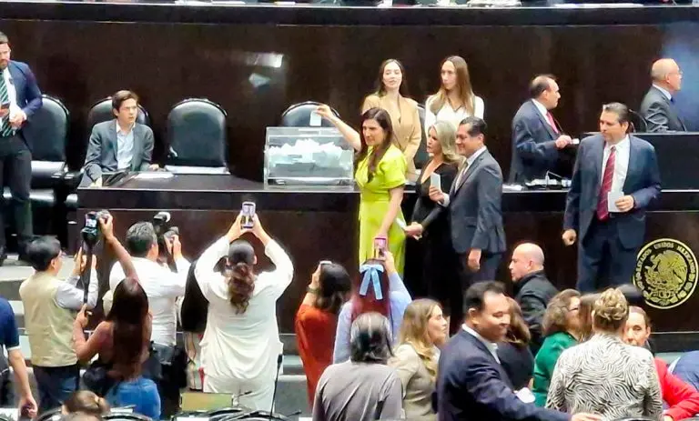 Miscelánea, salud y política