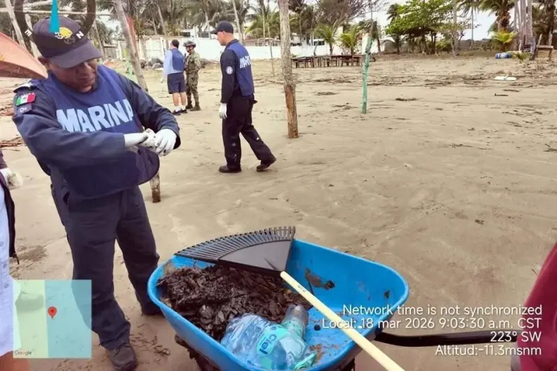 Avanza limpieza de hidrocarburo en playas del Golfo
