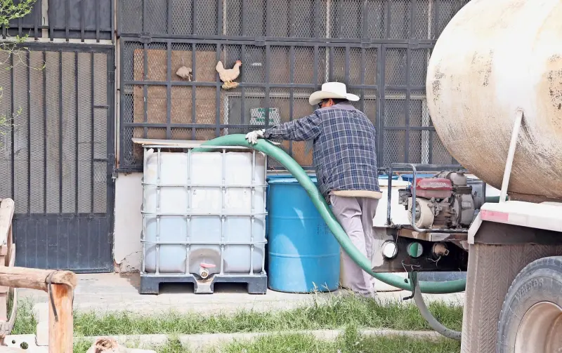 Promete JMAS abastecer al 100% en Los Kilómetros