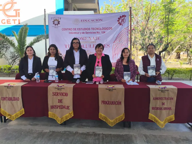 Rinde CETIS de Tlacolula, homenaje al periodista y poeta Wilfrido López