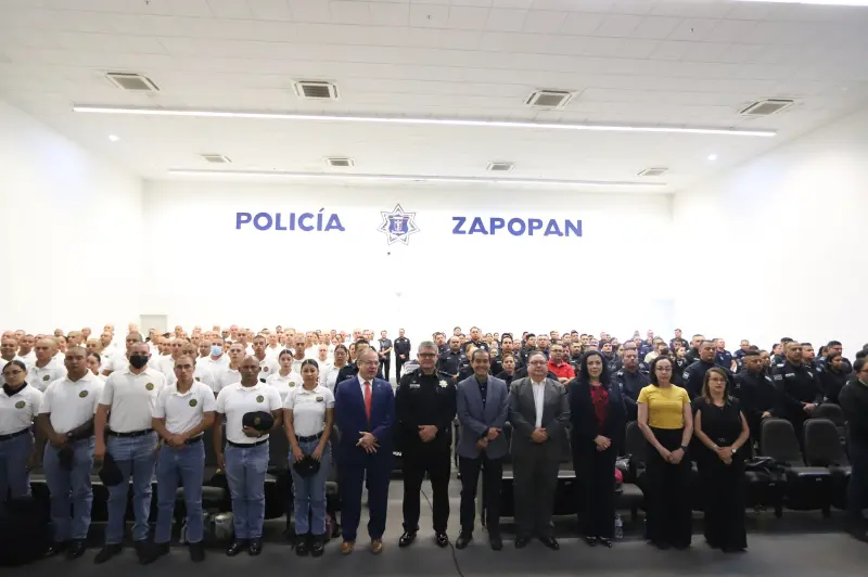 Capacitan a 300 policías de Jalisco en mediación y cultura de paz