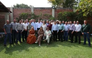 Se reúne Alfonso Martínez con productores y porcicultores de Michoacán