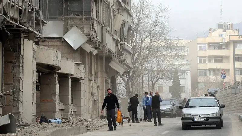 EE.UU. e Israel atacan instalaciones nucleares en Irán y aumenta la tensión en Medio Oriente