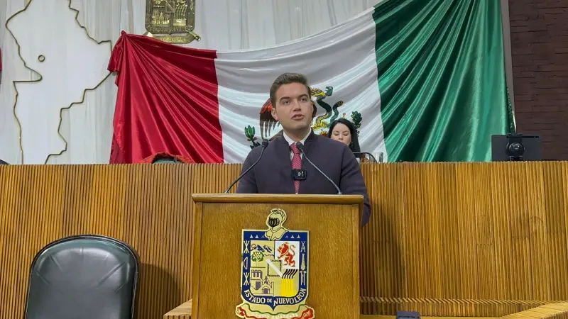 Propone Morena proteger a maestras y policías embarazadas en Nuevo León