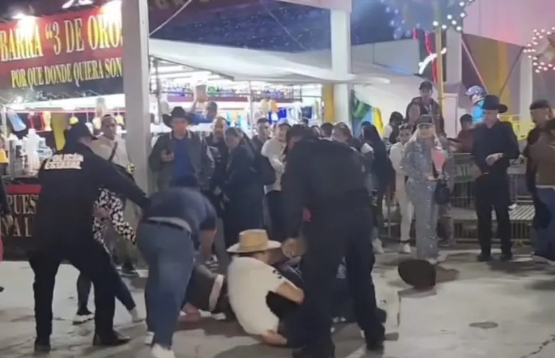 Hacen de la 'Feria del Caballo' la cantina más grande de Edomex