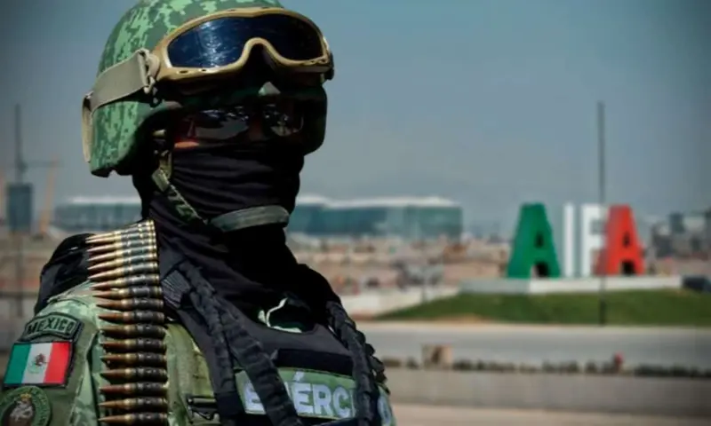 Tribunal inhabilita a militar por transar en el AIFA