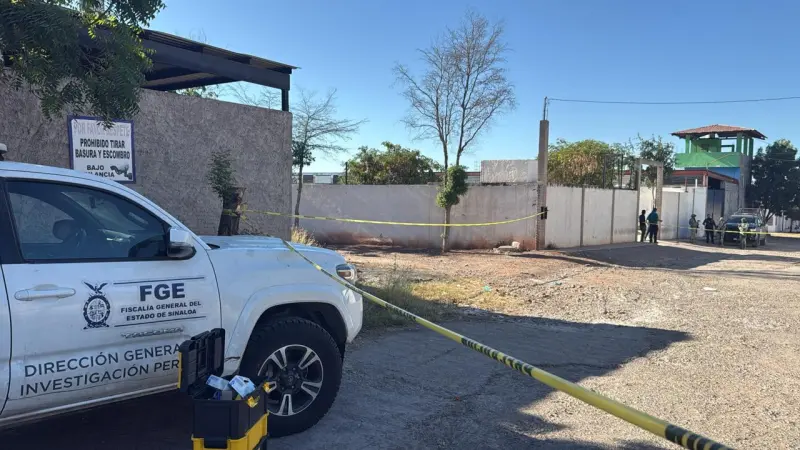 Localizan a un hombre sin vida envuelto en cobijas en Villa Fontana, en Culiacán