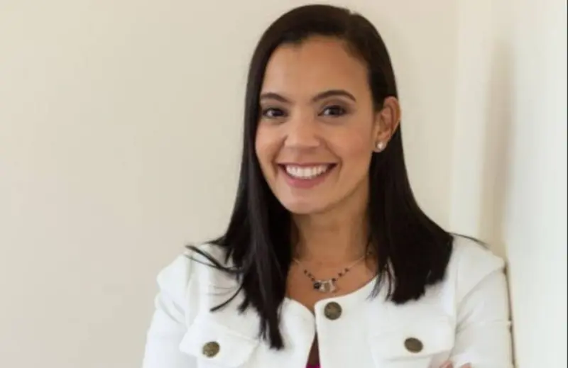 Supera barrera: latina es la primera jueza en 217 años en Middlesex