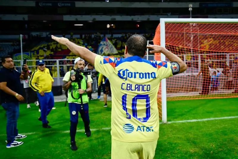 Esperan a Cuauhtémoc Blanco en Ometepec como figura y ejemplo