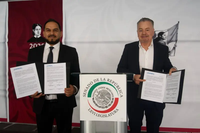 Aumentan Mario Vázquez e ICATECH becas para capacitación