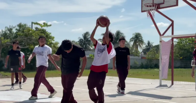 Estudiantes de Progreso cierran programa KAAB con muestra artística y deportiva