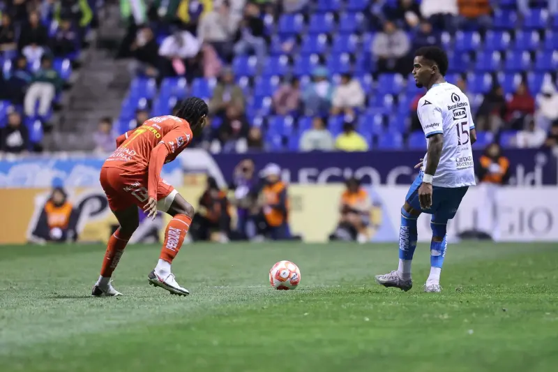 Castigan a Édgar Guerra con cinco juegos por agresión a árbitro