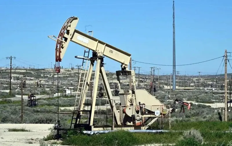 Alcanza Brent los 119 dólares por barril