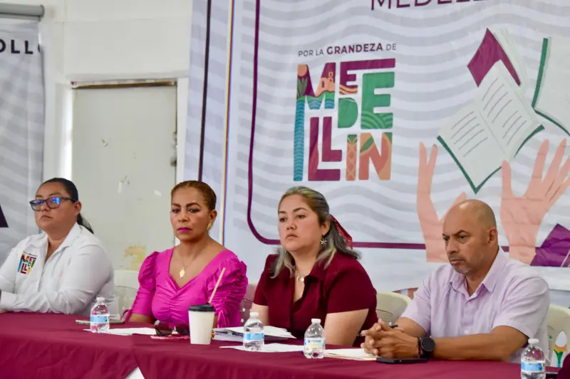 Realizan Foro Educativo en Medellín de Bravo