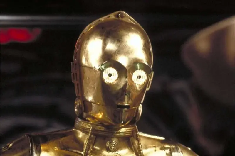 Venden cabeza de C-3PO, de 'Star Wars', en más de 1.05 mdd