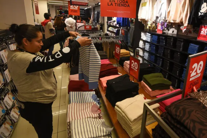 Cerca del 4% de los negocios en Querétaro comenzarán con las 40 horas en 2026, reporta Canaco