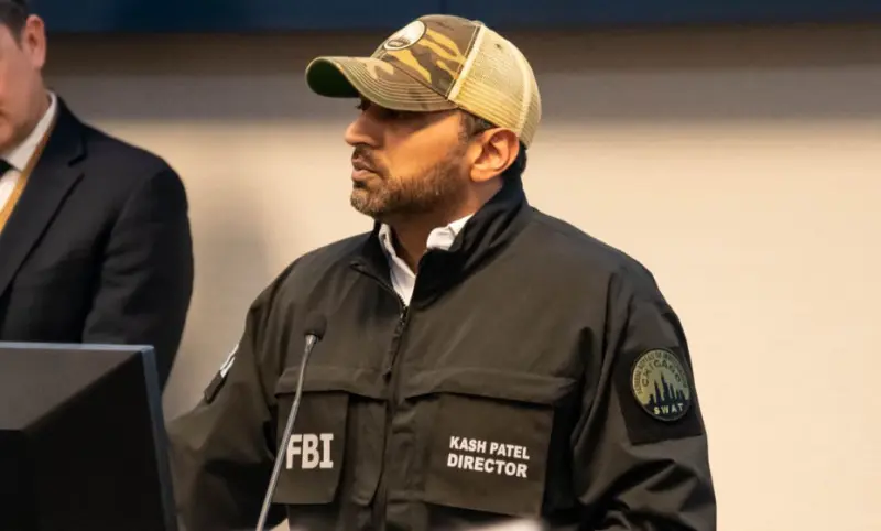 Acusan a exanalista de Marines por filtrar secretos de defensa