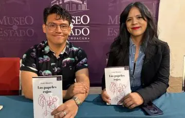 Presenta Secum Los papeles rojo de Palabras de Colibrí 2025 en Morelia