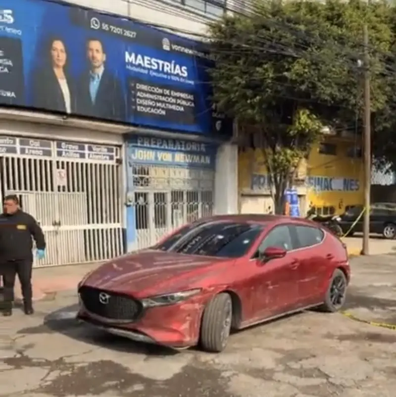 Ataca mujer a balazos vehículo de un hombre en la México-Pachuca