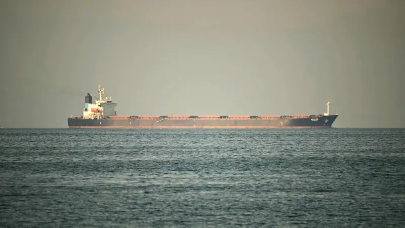 El petróleo se mantiene por encima de los 100 dólares