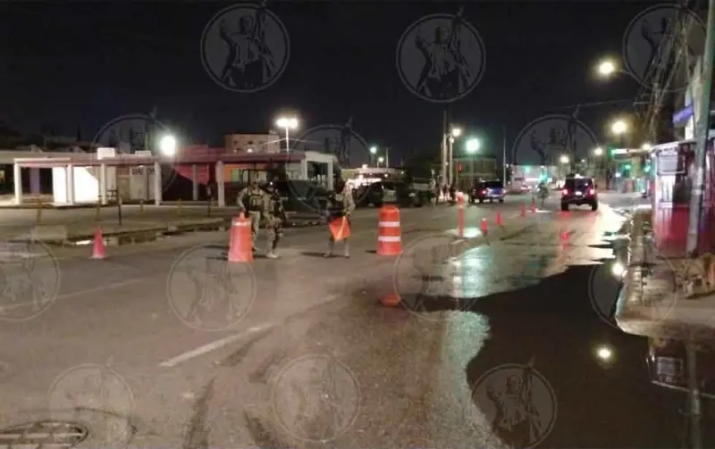 Establecen militares punto de revisión vehicular en el centro