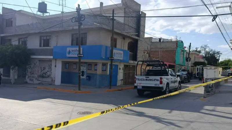 Asesinan a Juana de una puñalada en el cuello dentro de su coche, en León