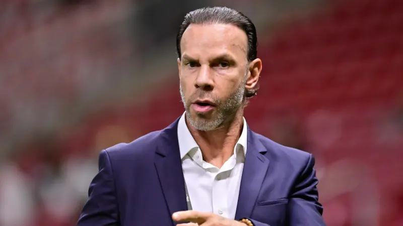 Zague reacciona a fan que le dijo ‘impresionanti’; ‘¿Quieres que te enseñe?’, le pregunta