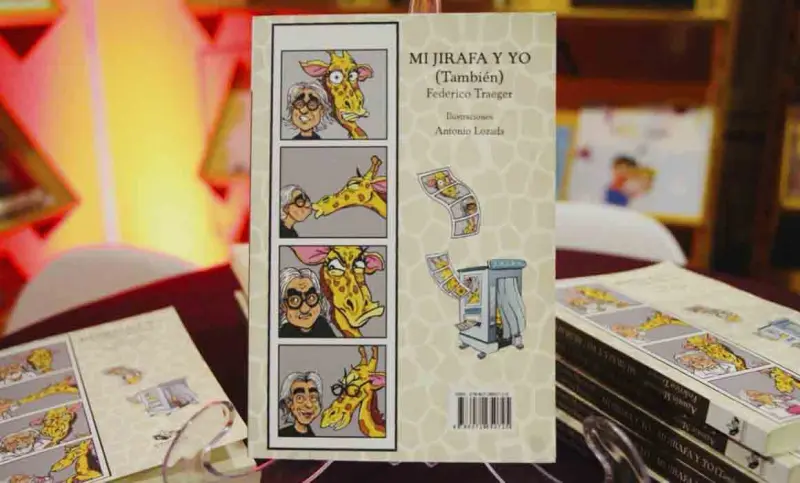 Jirafas y medusas literarias llenan el stand de Sedeculta en la FILEY