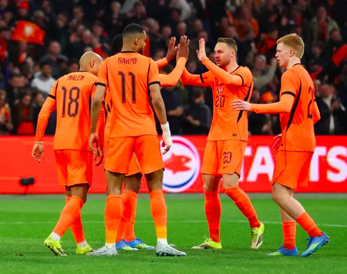 La Naranja Mecánica remonta y vence a Noruega