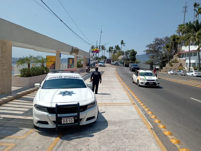 Refuerzan dispositivo especial en Guerrero por puente vacacional