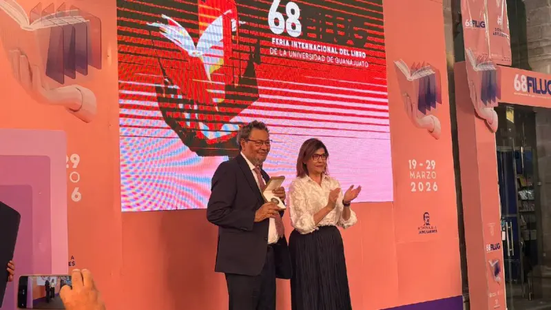 Arranca la FILUG 2026: Élmer Mendoza recibe el Premio Jorge Ibargüengoitia