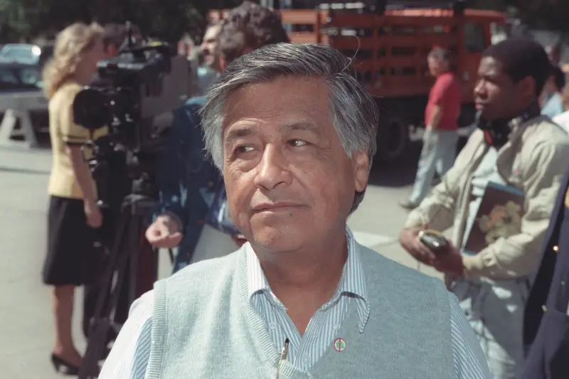 Cancelan celebraciones de César Chávez en Estados Unidos tras denuncias de abuso y organizaciones activan protocolos para posibles víctimas mientras revisan su legado histórico