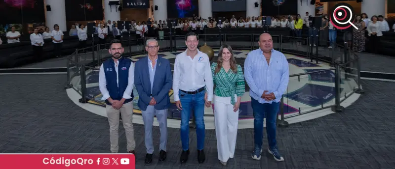 Monsalvo encabeza arranque de experiencia inmersiva en planetario de El Marqués