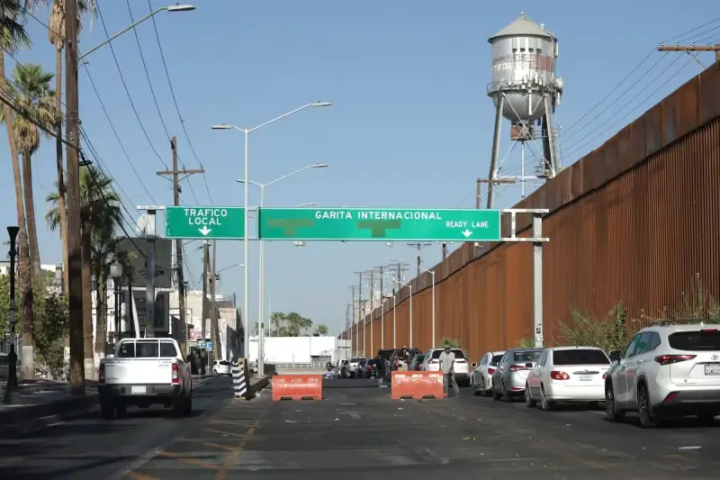Hasta casi 2 horas de espera para cruzar a Estados Unidos este viernes