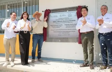 Apoya Mario Delgado trabajo de Gaby Molina en su gira a Uruapan