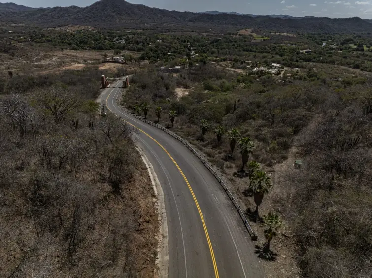 Esta semana estarán listas carreteras a 69 destinos turísticos en Sinaloa