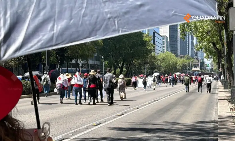 CNTE toma por segundo día Paseo de la Reforma