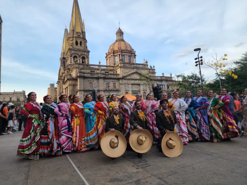 Realizan 3er Monumental Son Jalisciense en el corazón de Guadalajara