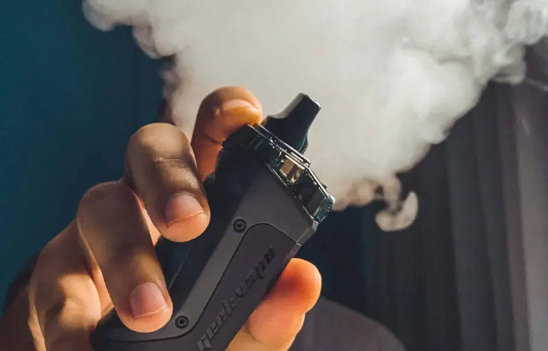 Aprueban ley para reforzar educación antivapeo en escuelas de NJ