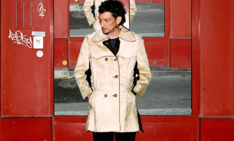 Lanza León Larregui ‘Manifiesto de un Tremendo Delirio’