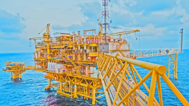 Precios del petróleo retoman racha alcista al iniciar la sesión en las bolsas de Asia