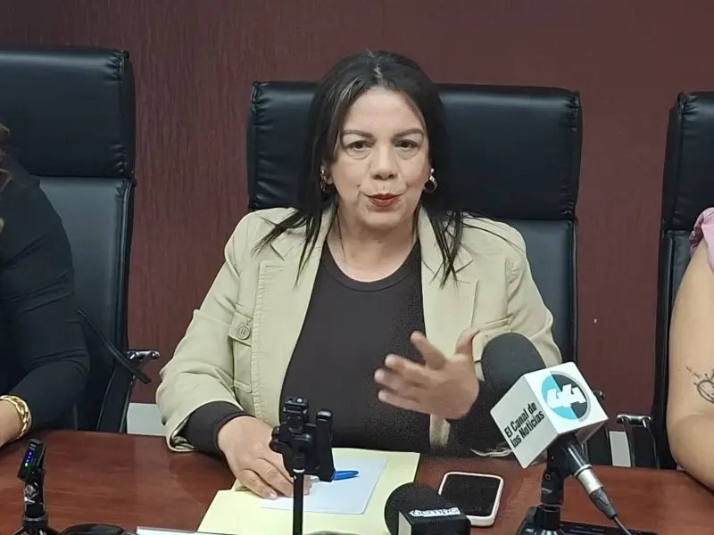 Rentería acusa misoginia y analiza denuncia contra De la Peña