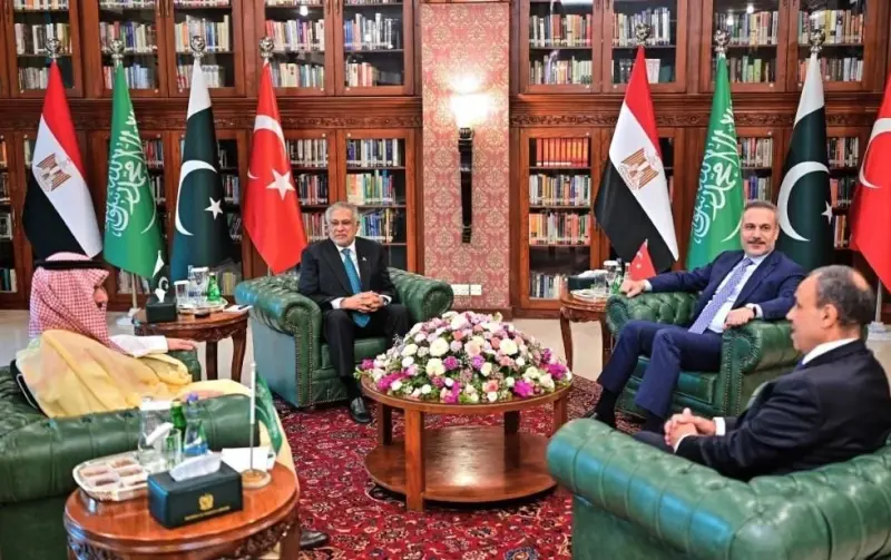 Se reúnen mediadores en Pakistán para dialogar sobre Irán-EU