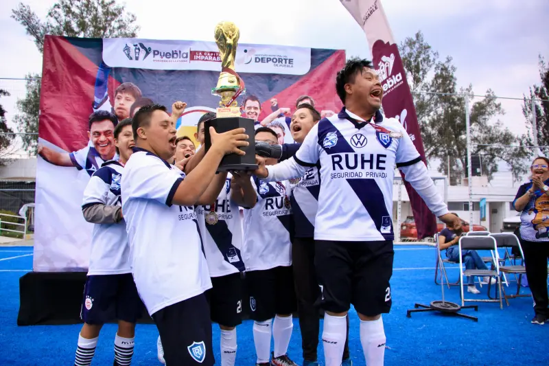 Guerreros de la Franja se coronan en Torneo Municipal por la Inclusión