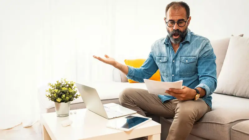 Efecto avestruz: la negación multiplica el problema