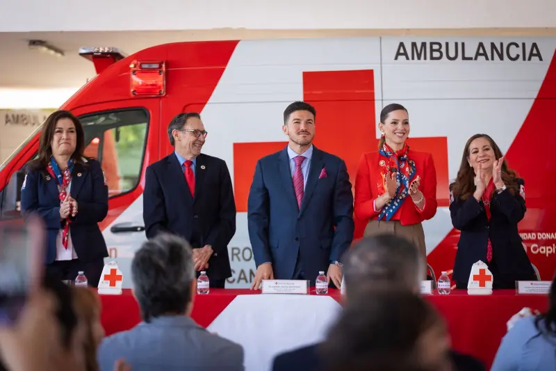 Encabezan Samuel García y Mariana Rodríguez la Colecta Nacional de la Cruz Roja