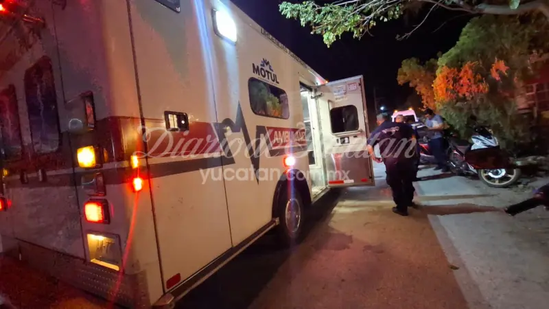 Accidente en el centro de Motul deja daños y un lesionado leve
