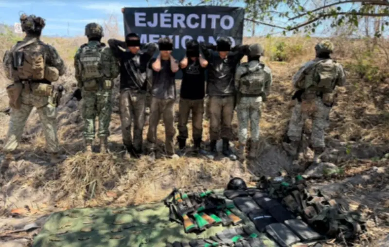 Detienen a 4 civiles tras enfrentamiento en Escuinapa; 3 son menores de edad