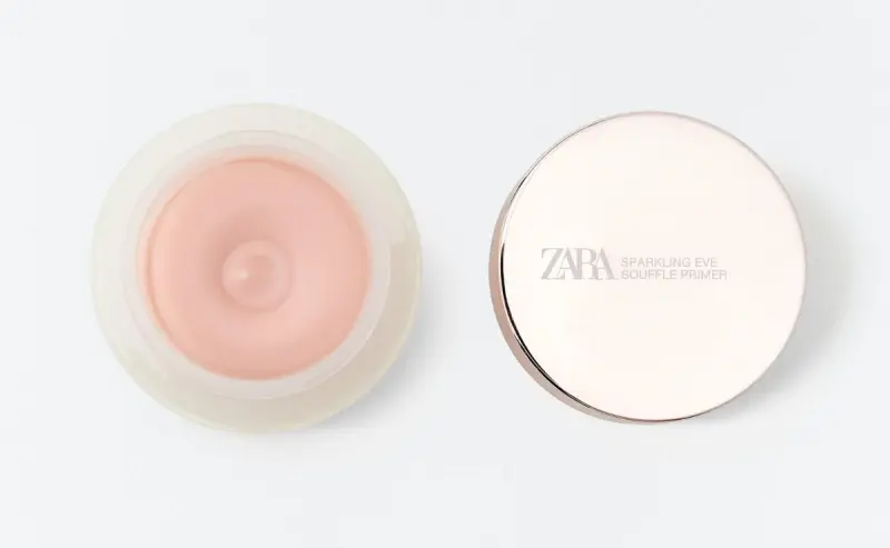 El primer soufflé de Zara que promete cambiar tu base de maquillaje para siempre