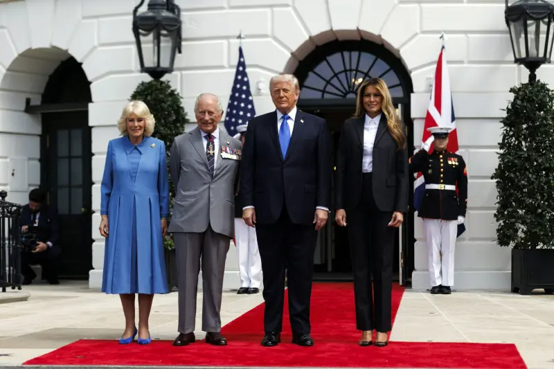Trump despide en la Casa Blanca a los reyes británicos al finalizar su visita de Estado a EE.UU.